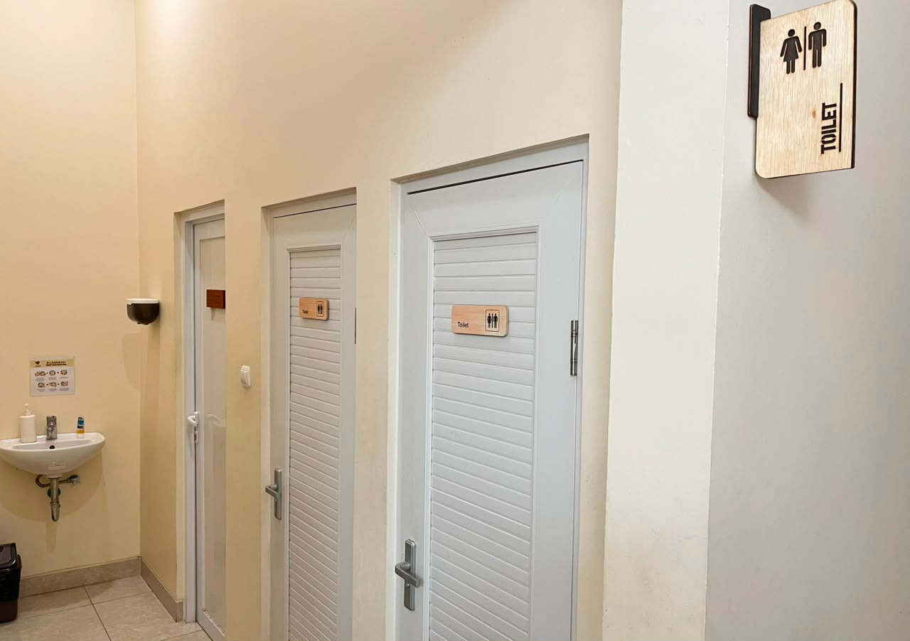 Toilet